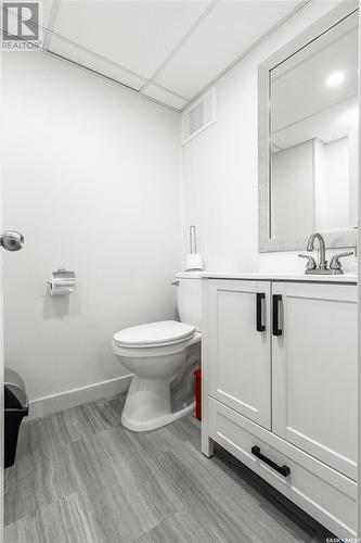 126 Johnson Crescent, Saskatoon, SK - Indoor Photo Showing Bathroom