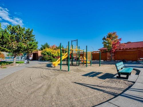 355-6819 Madrid Way, Kelowna, BC - Outdoor