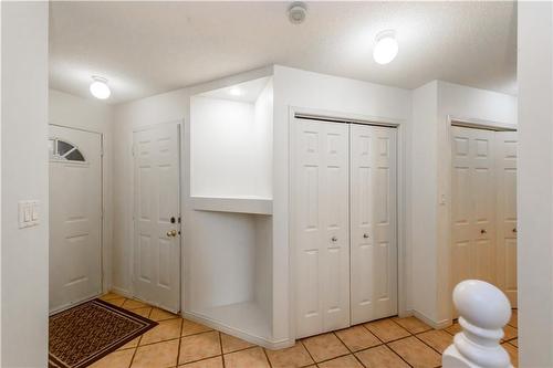 436 Jacqueline Boulevard, Hamilton, ON - Indoor Photo Showing Other Room