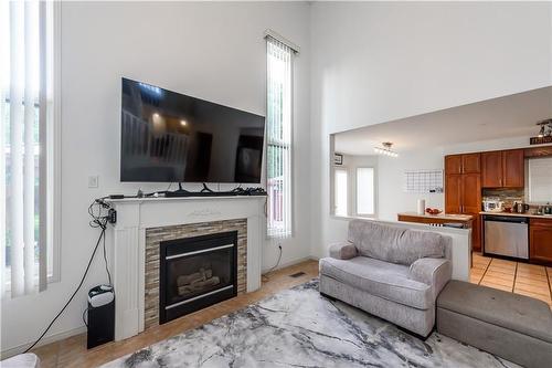 436 Jacqueline Boulevard, Hamilton, ON - Indoor Photo Showing Living Room With Fireplace