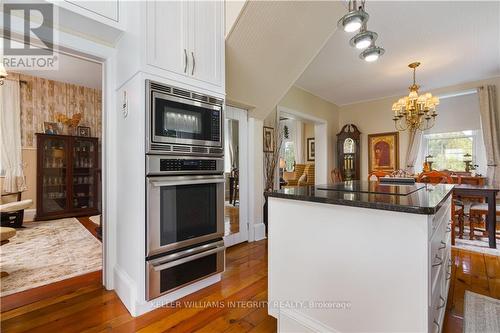 18990 18 County Road, South Glengarry, ON - Indoor Photo Showing Kitchen