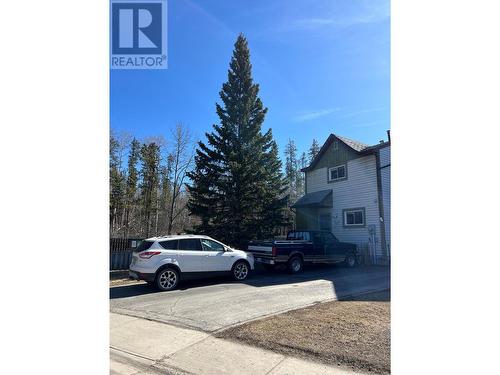 256 Spieker Avenue, Tumbler Ridge, BC - Outdoor