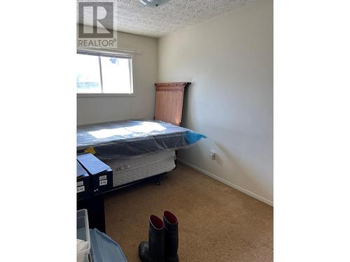 256 Spieker Avenue, Tumbler Ridge, BC - Indoor Photo Showing Bedroom