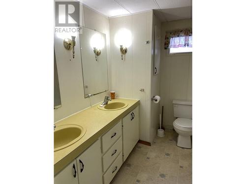 52 4625 Graham Avenue, Terrace, BC - Indoor Photo Showing Bathroom