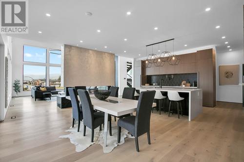 1512 Cabernet Way, West Kelowna, BC - Indoor Photo Showing Dining Room