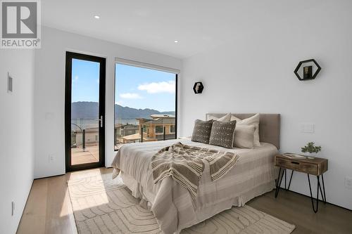 1512 Cabernet Way, West Kelowna, BC - Indoor Photo Showing Bedroom