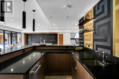 1512 Cabernet Way, West Kelowna, BC - Indoor Photo Showing Kitchen