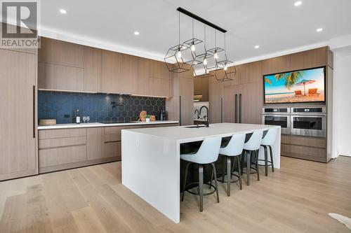 1512 Cabernet Way, West Kelowna, BC - Indoor Photo Showing Kitchen With Upgraded Kitchen