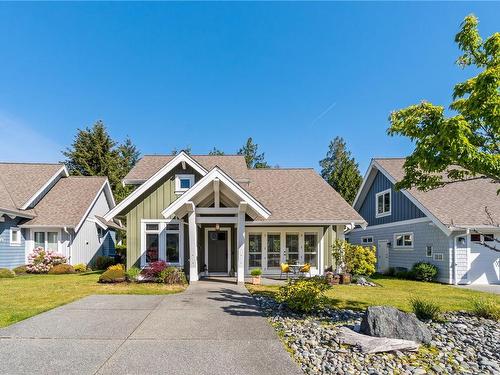 5-5251 Island Hwy West, Qualicum Beach, BC 