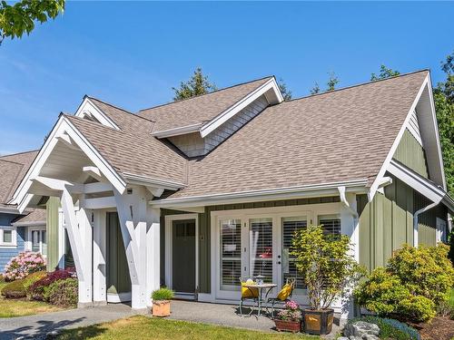 5-5251 Island Hwy West, Qualicum Beach, BC 