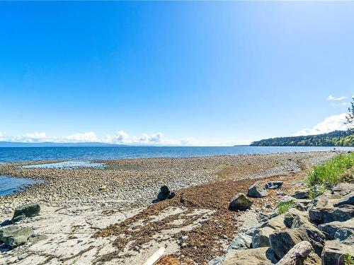 5-5251 Island Hwy West, Qualicum Beach, BC 