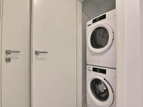 Salle de bains - 2001-1400 Boul. René-Lévesque O., Montréal (Ville-Marie), QC - Indoor Photo Showing Laundry Room