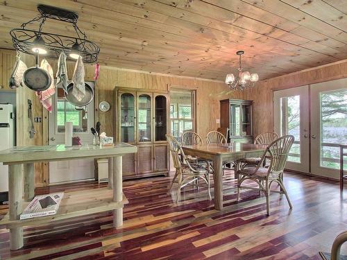 Dining room - Z Ch. Du Portage Tortue, Les Lacs-Du-Témiscamingue, QC - Indoor Photo Showing Dining Room