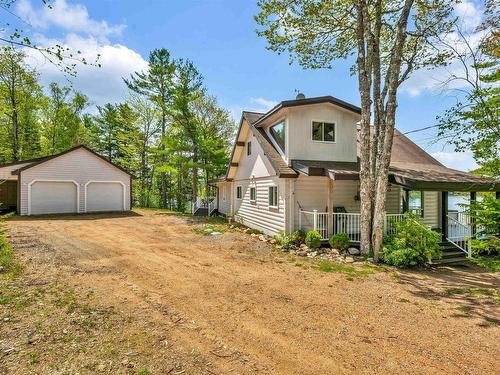 599 Waterloo Avenue, Waterloo Lake, NS 