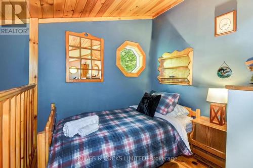 121 Fish Hook Lane, Marmora And Lake, ON - Indoor Photo Showing Bedroom