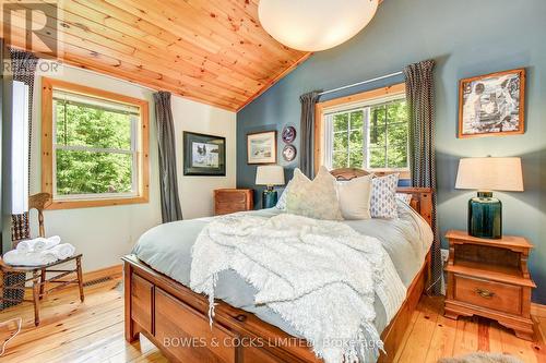 121 Fish Hook Lane, Marmora And Lake, ON - Indoor Photo Showing Bedroom