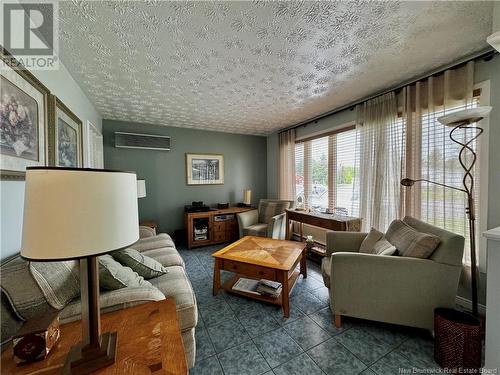 35 Olivier Boucher Road, Edmundston, NB - Indoor Photo Showing Living Room