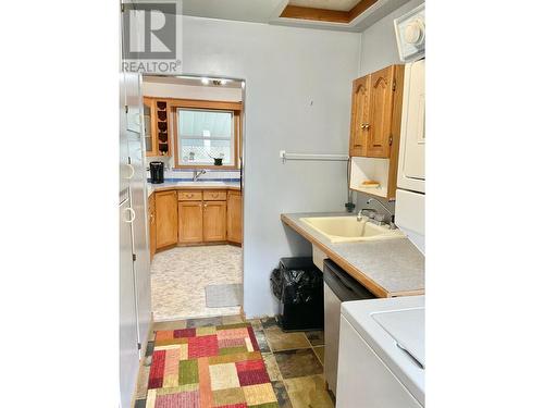 502 Woodgreen Crescent, Greenwood, BC - Indoor Photo Showing Laundry Room