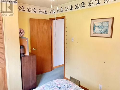 502 Woodgreen Crescent, Greenwood, BC - Indoor Photo Showing Bedroom