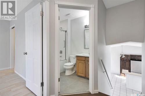 3342 Phaneuf Crescent E, Regina, SK - Indoor Photo Showing Bathroom