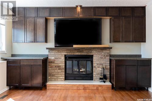 3342 Phaneuf Crescent E, Regina, SK - Indoor With Fireplace