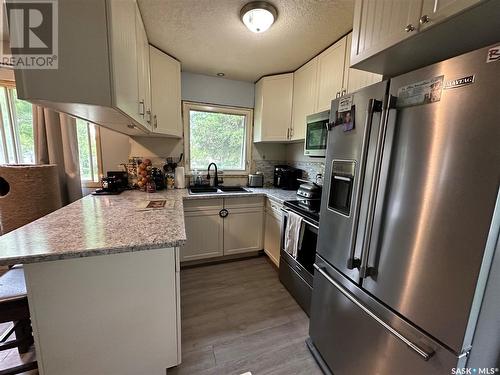 510 East Avenue, Kamsack, SK - Indoor Photo Showing Kitchen With Double Sink