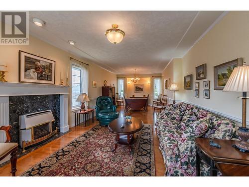 463 Eastside Avenue, Oliver, BC - Indoor Photo Showing Living Room With Fireplace