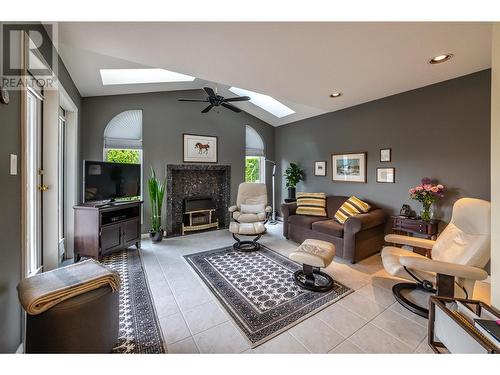 463 Eastside Avenue, Oliver, BC - Indoor Photo Showing Living Room With Fireplace