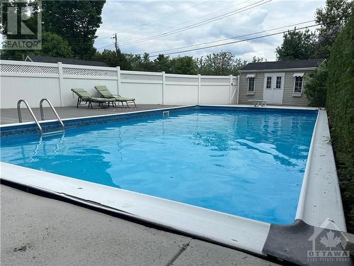 1532 Bella Vista Drive, Cumberland, ON - Outdoor With In Ground Pool With Backyard