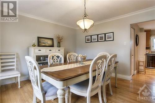 1532 Bella Vista Drive, Cumberland, ON - Indoor Photo Showing Dining Room
