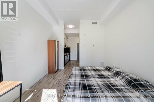 108 - 77 Leland Street, Hamilton (Ainslie Wood), ON - Indoor Photo Showing Bedroom