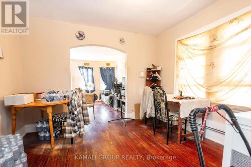 112 Dorothy Street, Welland, ON - Indoor Photo Showing Dining Room