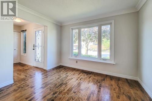 493 Brigadoon Drive, Hamilton, ON - Indoor Photo Showing Other Room