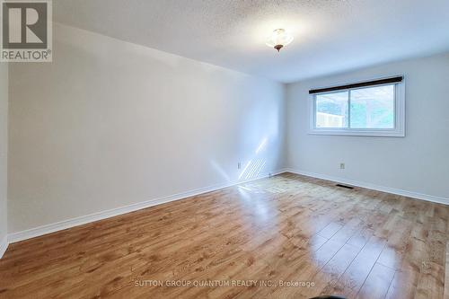 493 Brigadoon Drive, Hamilton, ON - Indoor Photo Showing Other Room