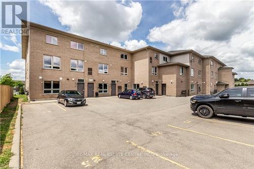 202 - 904 Paisley Road, Guelph, ON - Outdoor