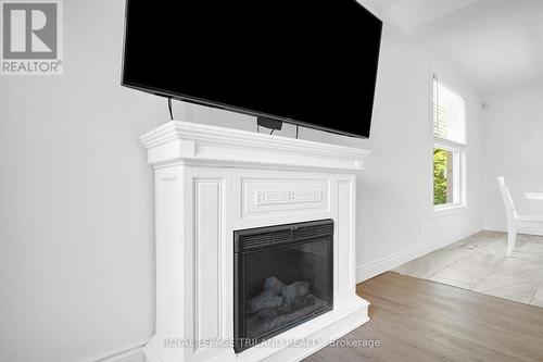 108 Mcmaster Drive, London, ON - Indoor Photo Showing Living Room With Fireplace