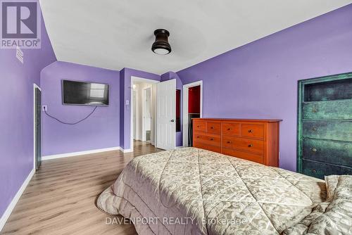 368 Weber Street E, Kitchener, ON - Indoor Photo Showing Bedroom