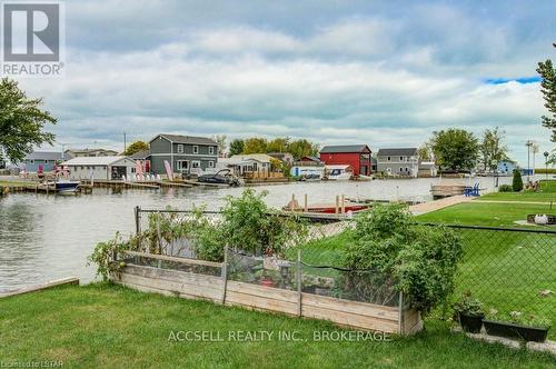 20 Dickinson Avenue, Norfolk (Port Rowan), ON - Outdoor With Body Of Water With View