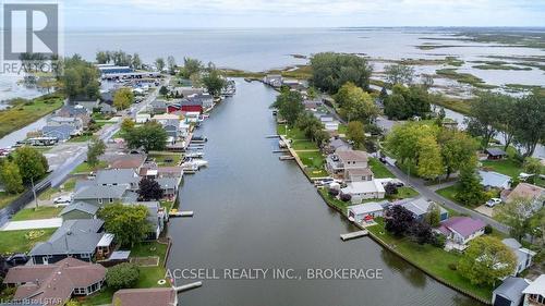 20 Dickinson Avenue, Norfolk (Port Rowan), ON - Outdoor With Body Of Water With View