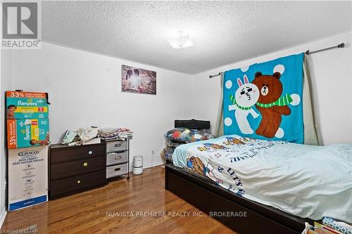 502 Norfolk Place, London, ON - Indoor Photo Showing Bedroom