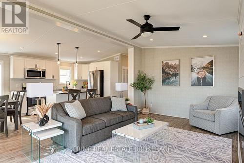 Lot 80 - 117 Meadowview Drive, North Perth (Listowel), ON - Indoor Photo Showing Living Room