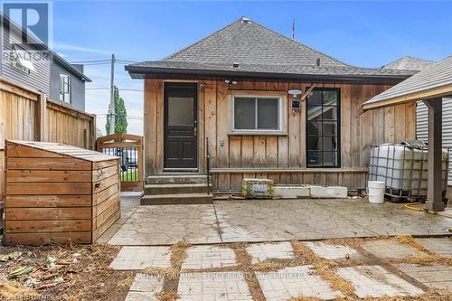 757 Elizabeth Street, London, ON - Outdoor