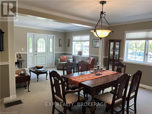 414 Simcoe St Street, Warwick (Watford), ON - Indoor Photo Showing Dining Room