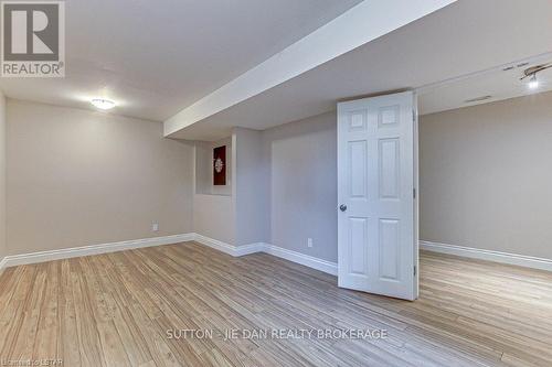 329 Skyline Avenue, London, ON - Indoor Photo Showing Other Room