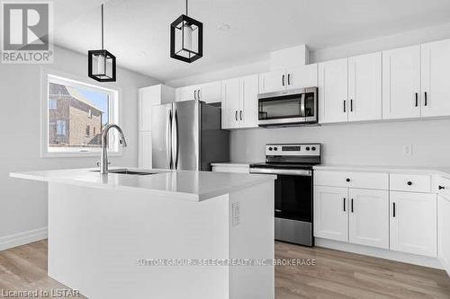 Imported from itso - 4 - 261 Pittock Park Road, Woodstock, ON - Indoor Photo Showing Kitchen With Upgraded Kitchen