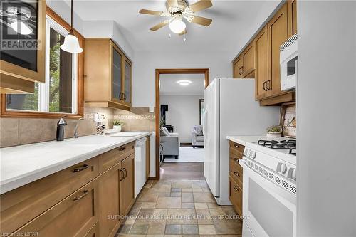 Imported from itso - 30 Forward Avenue, London, ON - Indoor Photo Showing Kitchen