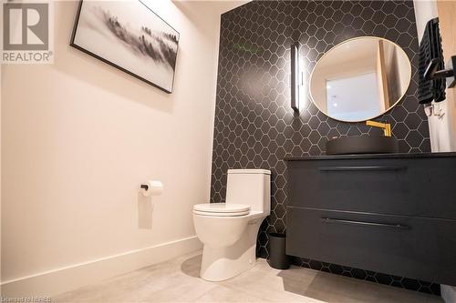 Main Floor Powder Room - 173 Sugarbush Street, North Bay, ON - Indoor Photo Showing Bathroom