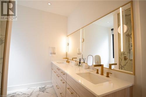 Primary Ensuite Bath - 173 Sugarbush Street, North Bay, ON - Indoor Photo Showing Bathroom