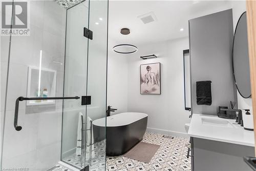 Second Floor Bath - 173 Sugarbush Street, North Bay, ON - Indoor Photo Showing Bathroom