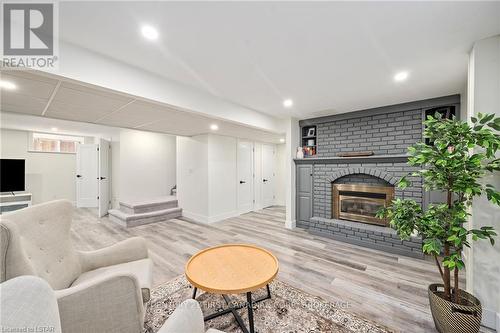 905 Wellingsboro Road, London, ON - Indoor Photo Showing Living Room With Fireplace